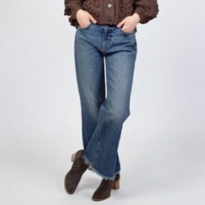 The GREAT Kickbell Jean